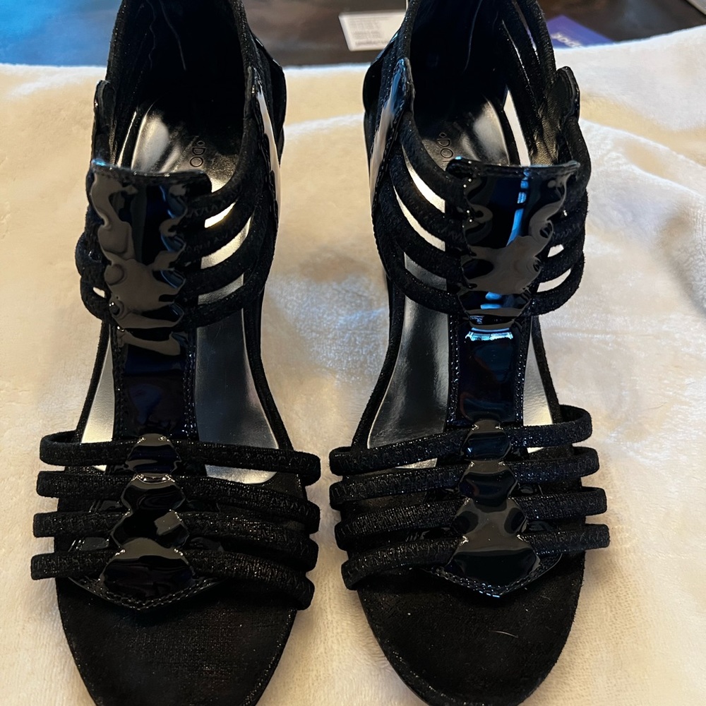 Donald Pliner Ginnie wedge sandal